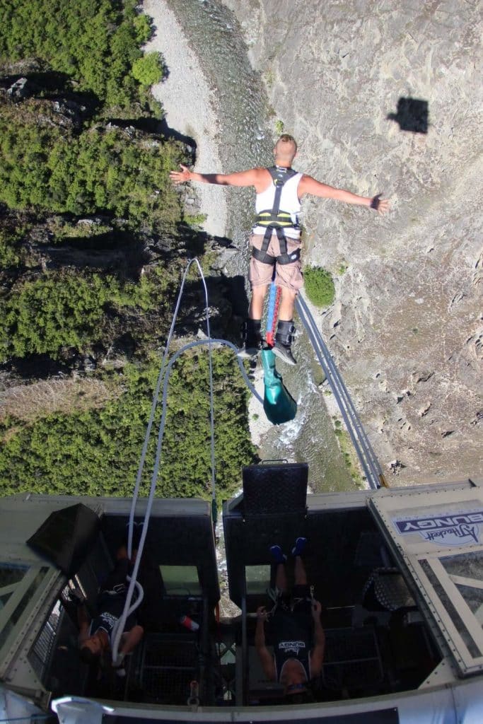 NEVIS BUNGY - THE JUMP!