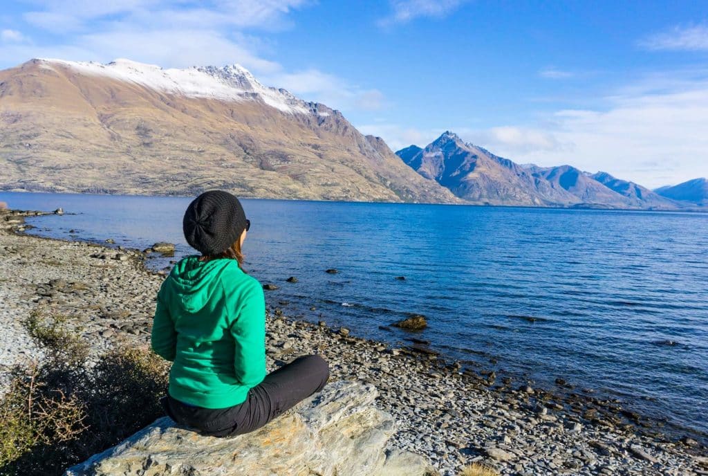 IT'S NICE TO HAVE THE TIME AND FREEDOM TO ENJOY MAJESTIC PLACES LIKE THIS - LAKE WAKATIPU, QUEENSTOWN.