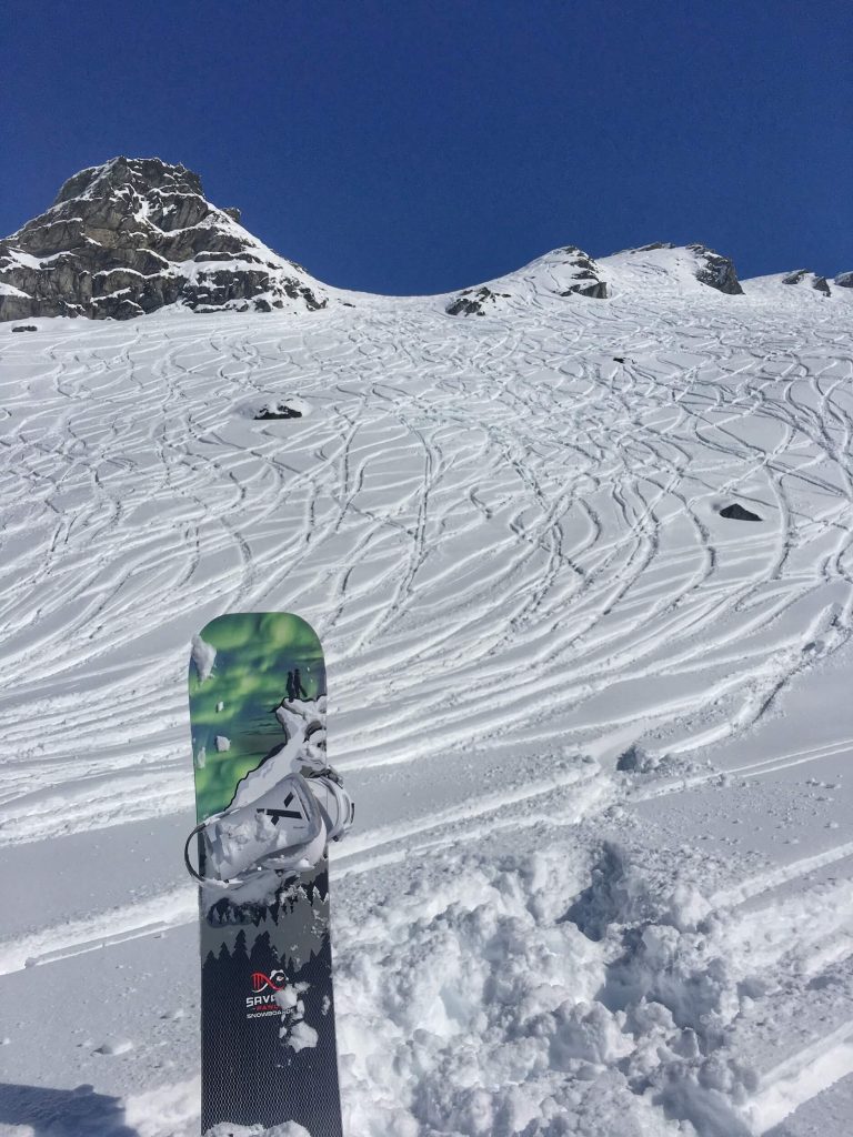 THE ARCADIA CHUTES ON A POWDER DAY